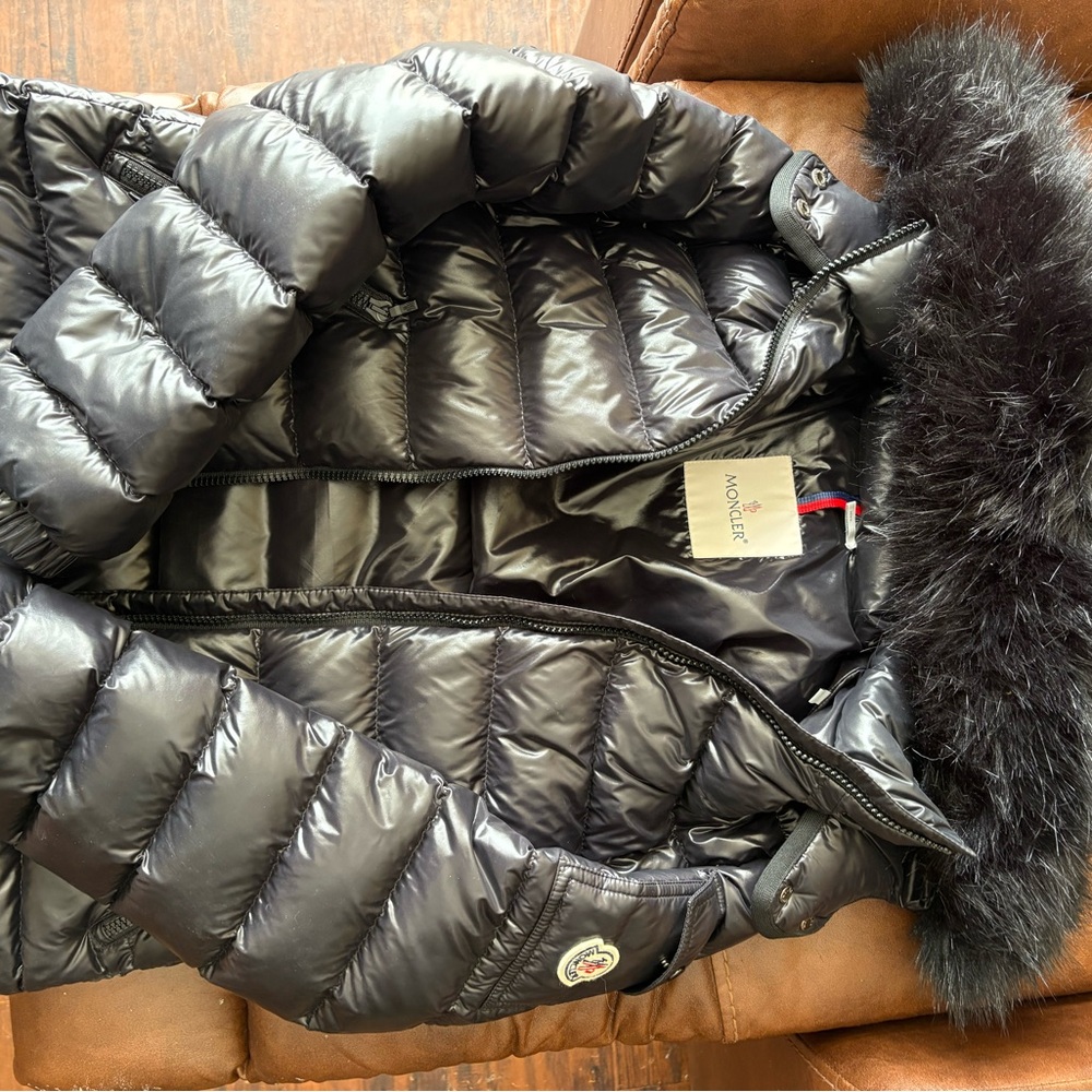 Moncler Elegant Gift Set with Black Accents